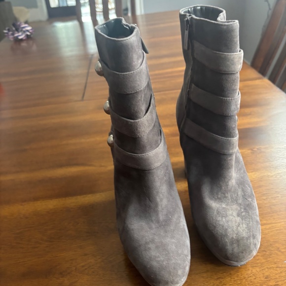 MK Maisie grey suede boots - Picture 2 of 5